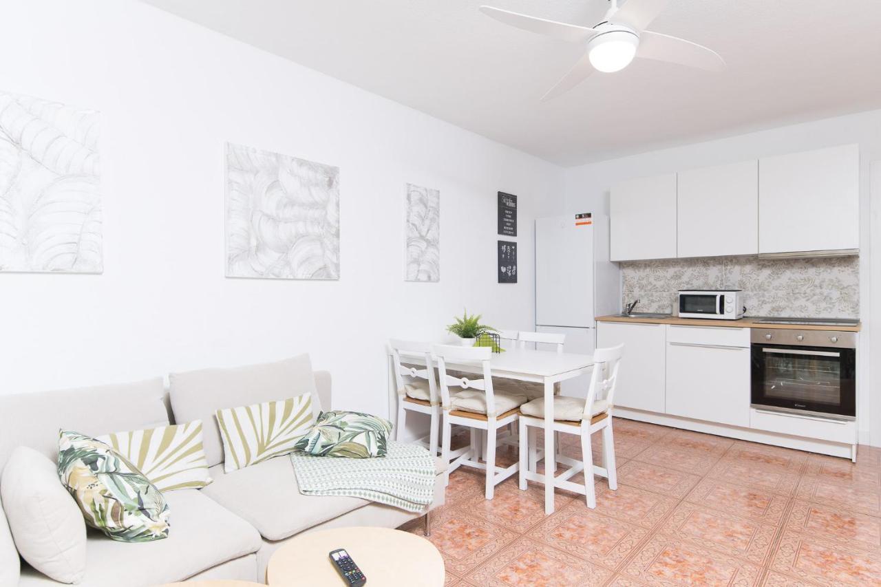Sea View, Newly Renovated, 2 Bedrooms Apartment In Costa Adeje Экстерьер фото